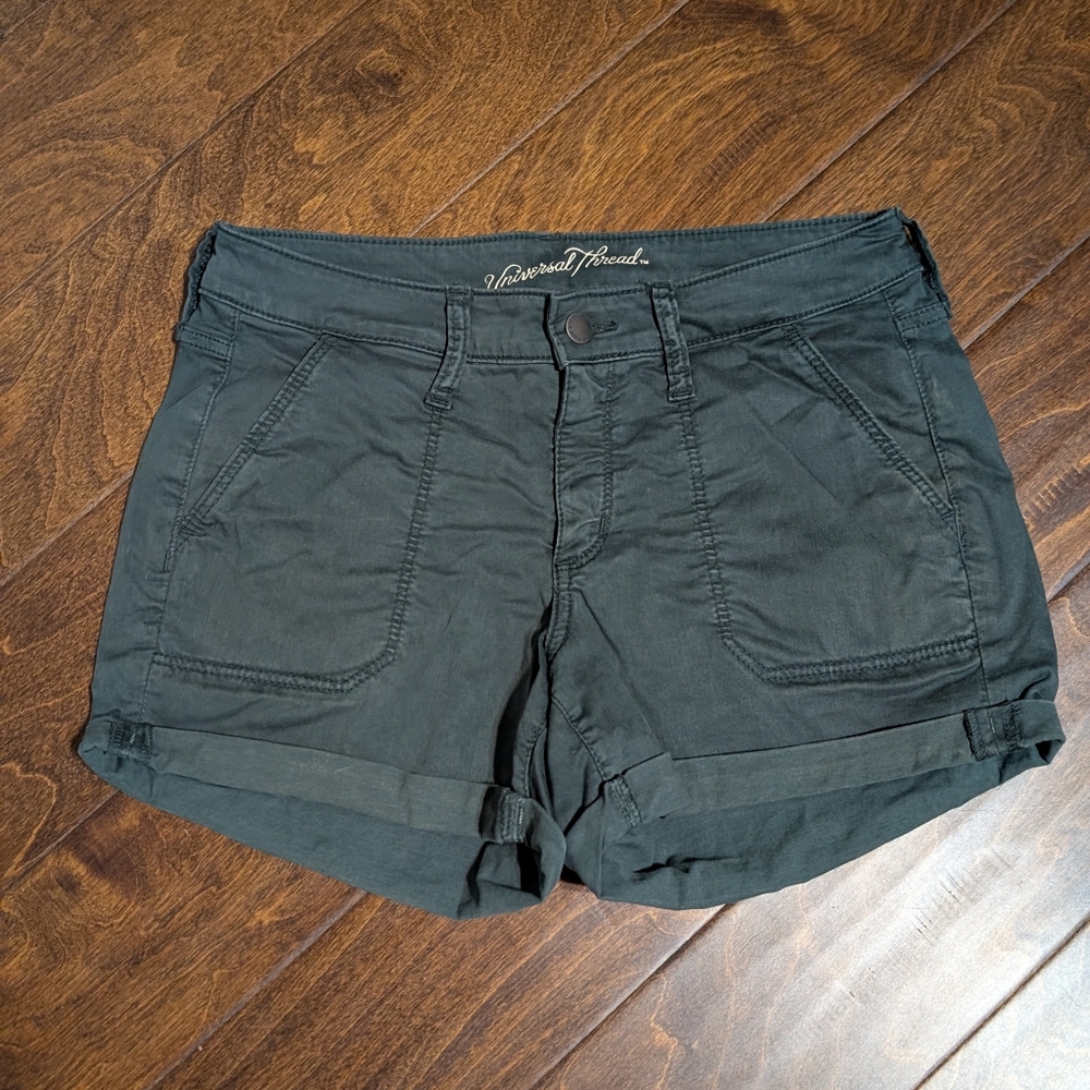 Universal Thread Olive Green Women's Shorts